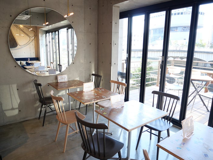 フツウニフルウツ土佐堀パーラー／画像提供：日と々と