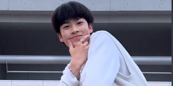 セカオワ話題の新曲 Habit Fukaseの隣で踊る15歳ダンサー Caruchan カルちゃん に注目する人続出 モデルプレス セカオワ話題の新曲 Habit Fukaseの隣で踊る15歳ダンサー Caruchan カルちゃん に注目する人続出 モデルプレス