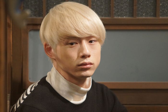 坂口健太郎/「東京タラレバ娘」第8話より(C)日本テレビ