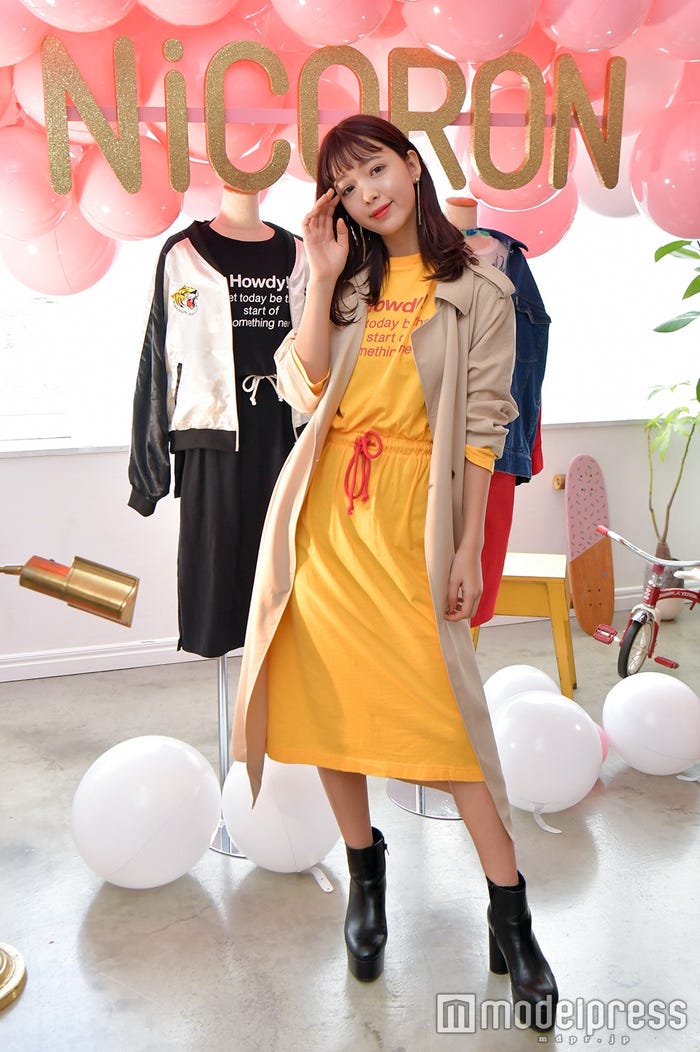 にこるんお気に入りコーデ/藤田ニコル(にこるん)(C)モデルプレス