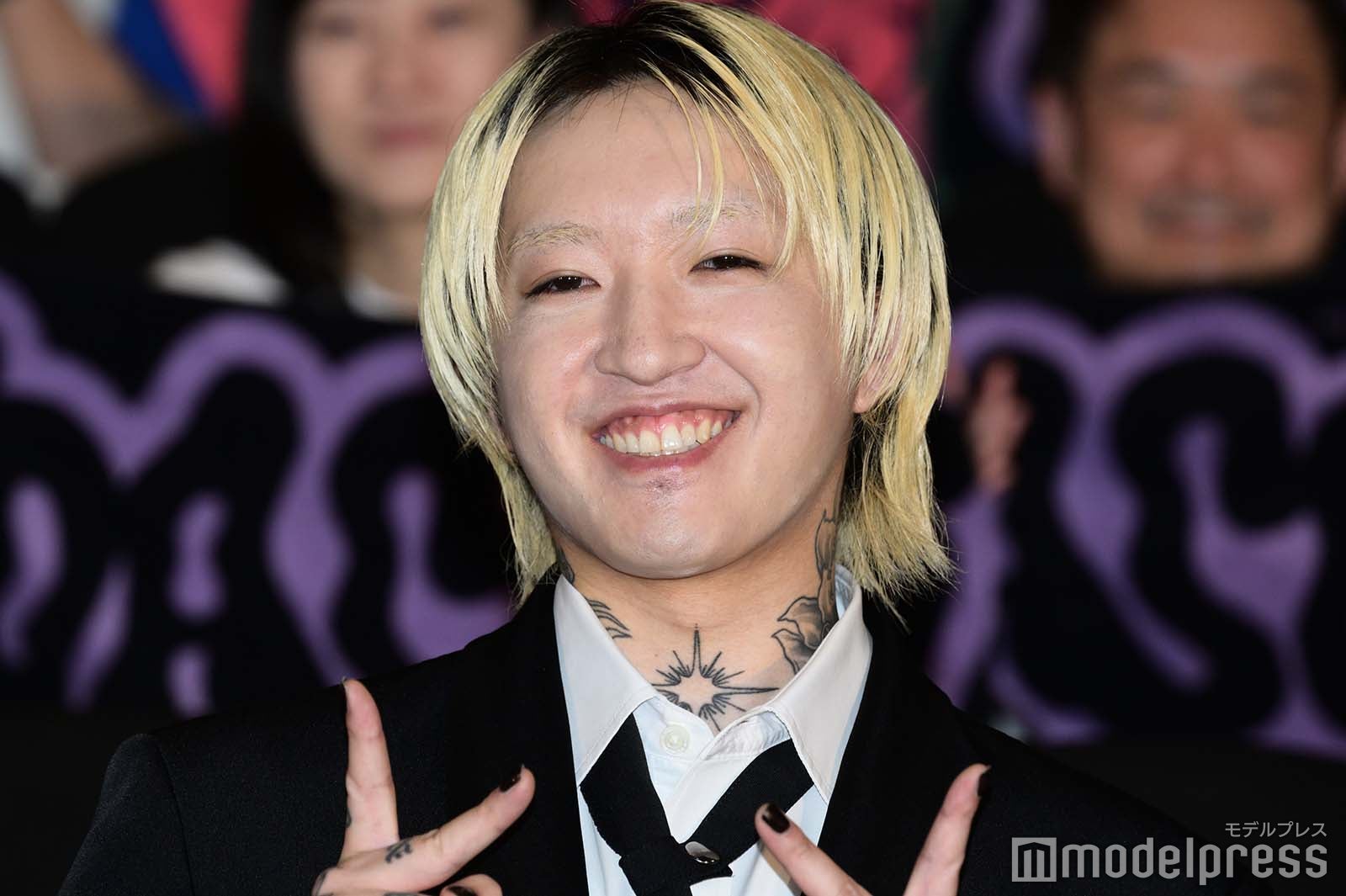 Ayase、YOASOBIは「結構稀有なユニット」休日にお酒を飲むことも