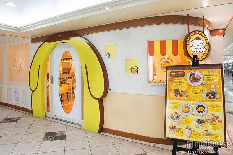 「ポムポムプリンカフェ梅田店」（C）1996，2015 SANRIO CO．，LTD．