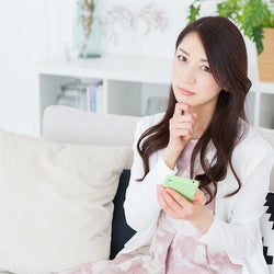 早く気がついて 彼氏が見せている浮気寸前の危ないサイン モデルプレス