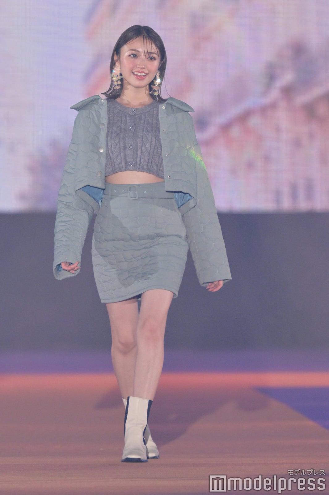 （C）モデルプレス