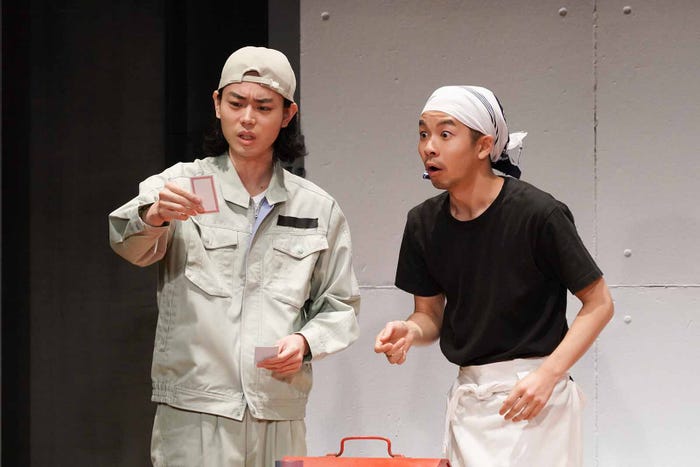 菅田将暉 仲野太賀 神木隆之介演じるお笑いトリオ マクベス の場面写真初解禁 水トラブルコントに挑戦 コントが始まる モデルプレス 菅田将暉 仲野太賀 神木隆之介演じるお笑いトリオ マクベス の場面写真初解禁 水トラブルコントに挑戦 コントが始まる モデルプレス