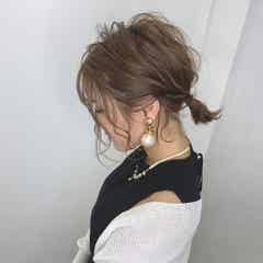 一瞬で小顔になれる ヘアアレンジ 上品に華やぐ いい女スタイル モデルプレス