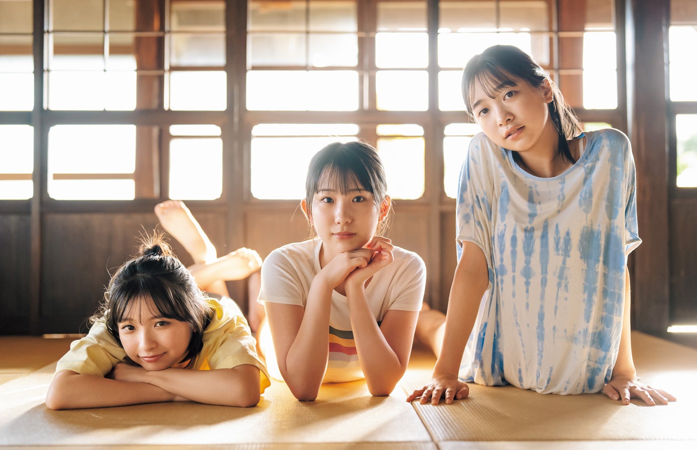 全女子高生水着　一ノ瀬瑠菜、今森茉耶他　 生写真　L判　100枚セット　17 ミスマガジン2023」一ノ瀬瑠菜、艶やか水着姿で美谷間くっきり