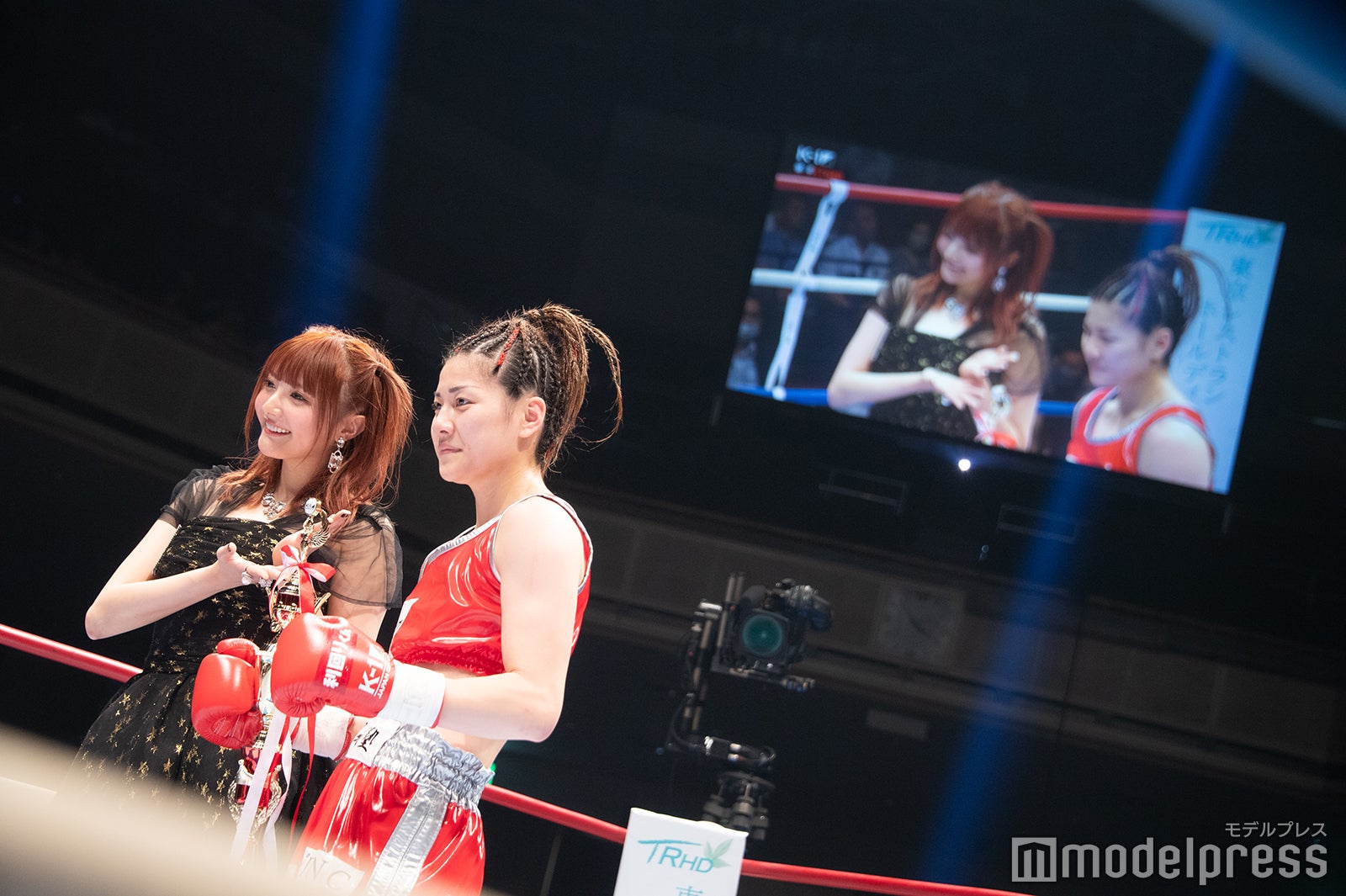 安斉かれん、岩尾力選手（C）モデルプレス