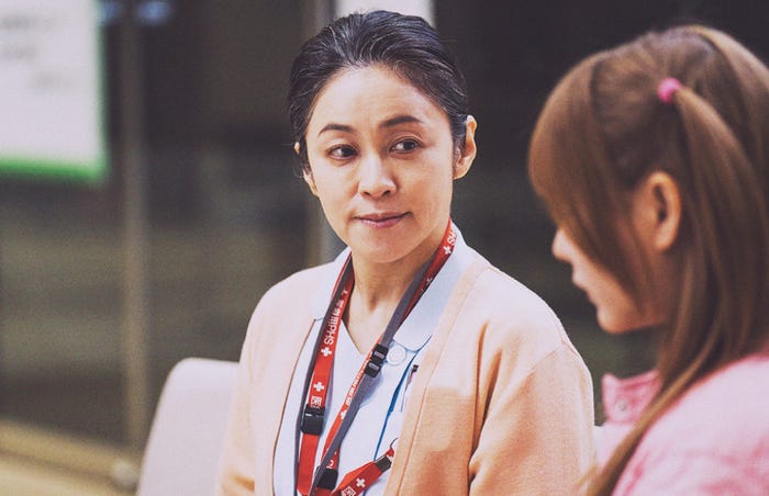 濱田マリ(C)赤坂アカ×横槍メンゴ/集英社・東映(C)赤坂アカ×横槍メンゴ/集英社・2024 映画【推しの子】製作委員会