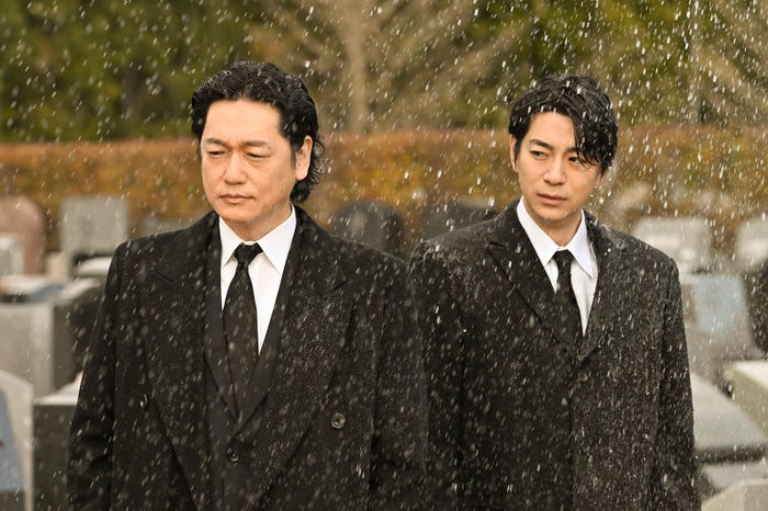 井浦新、三浦翔平「おっさんずラブ-リターンズ-」第8話(C)テレビ朝日