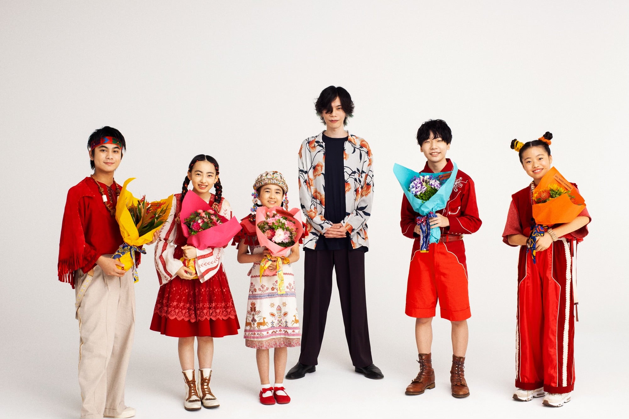 米津玄師、ラストステージ終えたFoorinにメッセージ「長い間お疲れ様でした」