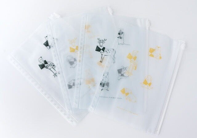 宝島社の「図案スケッチブック」A5バインダーポーチつき