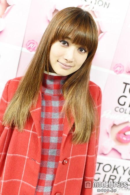 ヨンア、輝き続ける美の秘訣＆秋冬ファッションのこだわりを明かす　モデルプレスインタビュー