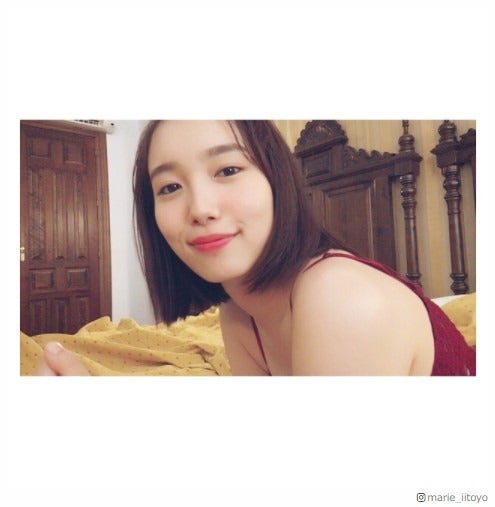 飯豊まりえ、ベッドでのセクシーショットに反響「色気溢れてる」「ドキッとした」と絶賛の声