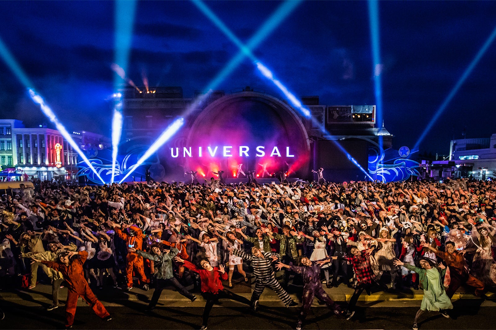 Usj スペシャル ゾンビ モブ 16 開催 仮装ゲスト3000人が圧巻ダンス 女子旅プレス