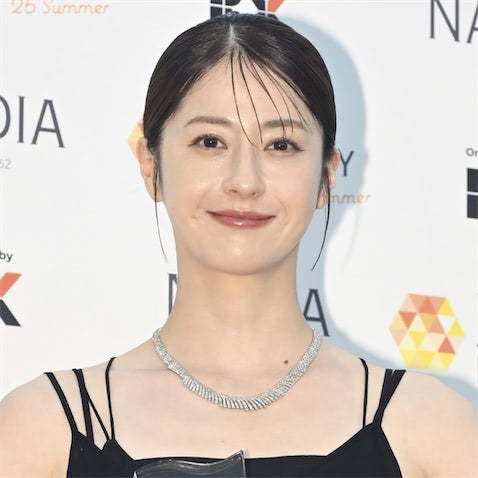 『君の好きは無敵』松本若菜演じる杏奈が“推しに落ちる”瞬間 「かわいい」に目覚めた笑顔が最高すぎる