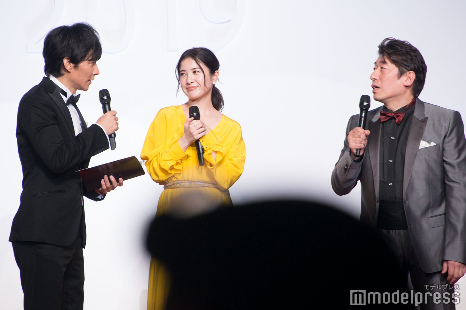 渡部建、吉高由里子、寺門ジモン （C）モデルプレス