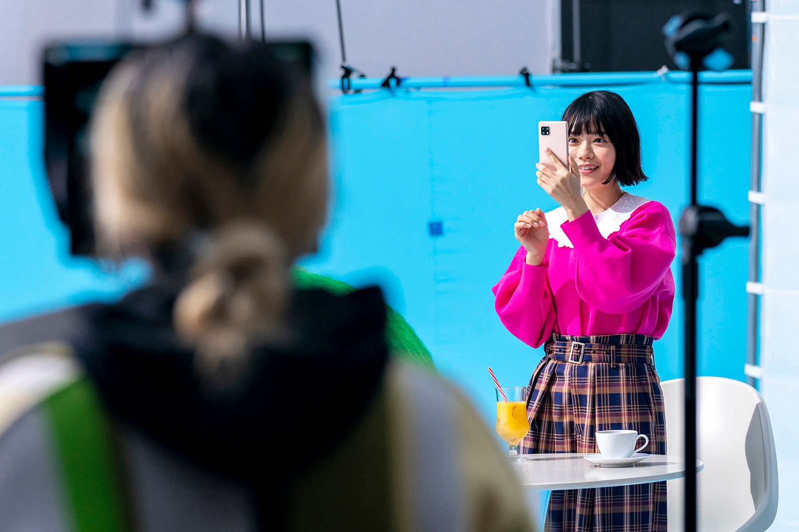 杉咲花／CM「杉咲さんの検索するなら地図から篇」メイキングより（提供写真）