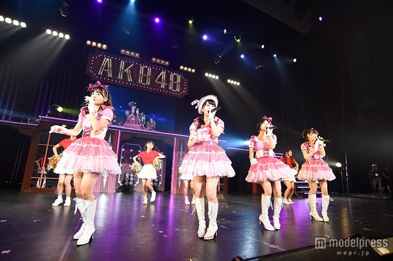 AKB48全国ツアー2014『あなたがいてくれるから。～残り27都道府県で会いましょう～』最終日／（C）AKS