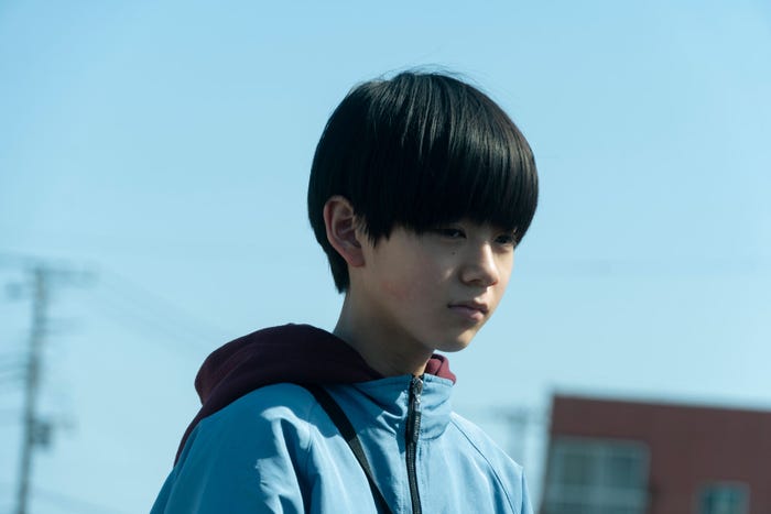 白鳥晴都(C)2022「ぜんぶ、ボクのせい」製作委員会