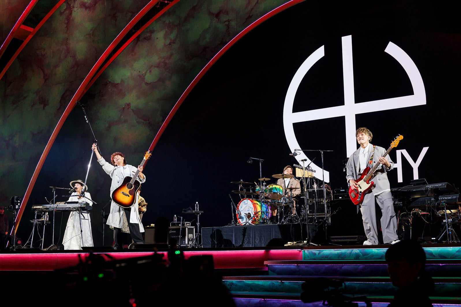 HY／撮影：田中聖太郎写真事務所