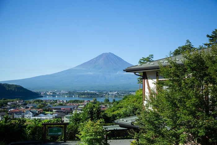 河口エリアから望む富士山／画像提供：大伴リゾート