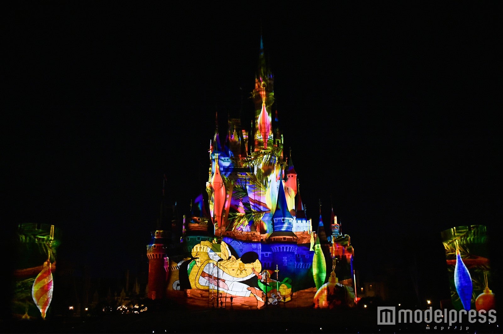 新キャッスルプロジェクション「ディズニー・ギフト・オブ・クリスマス」（C）モデルプレス（C）Disney