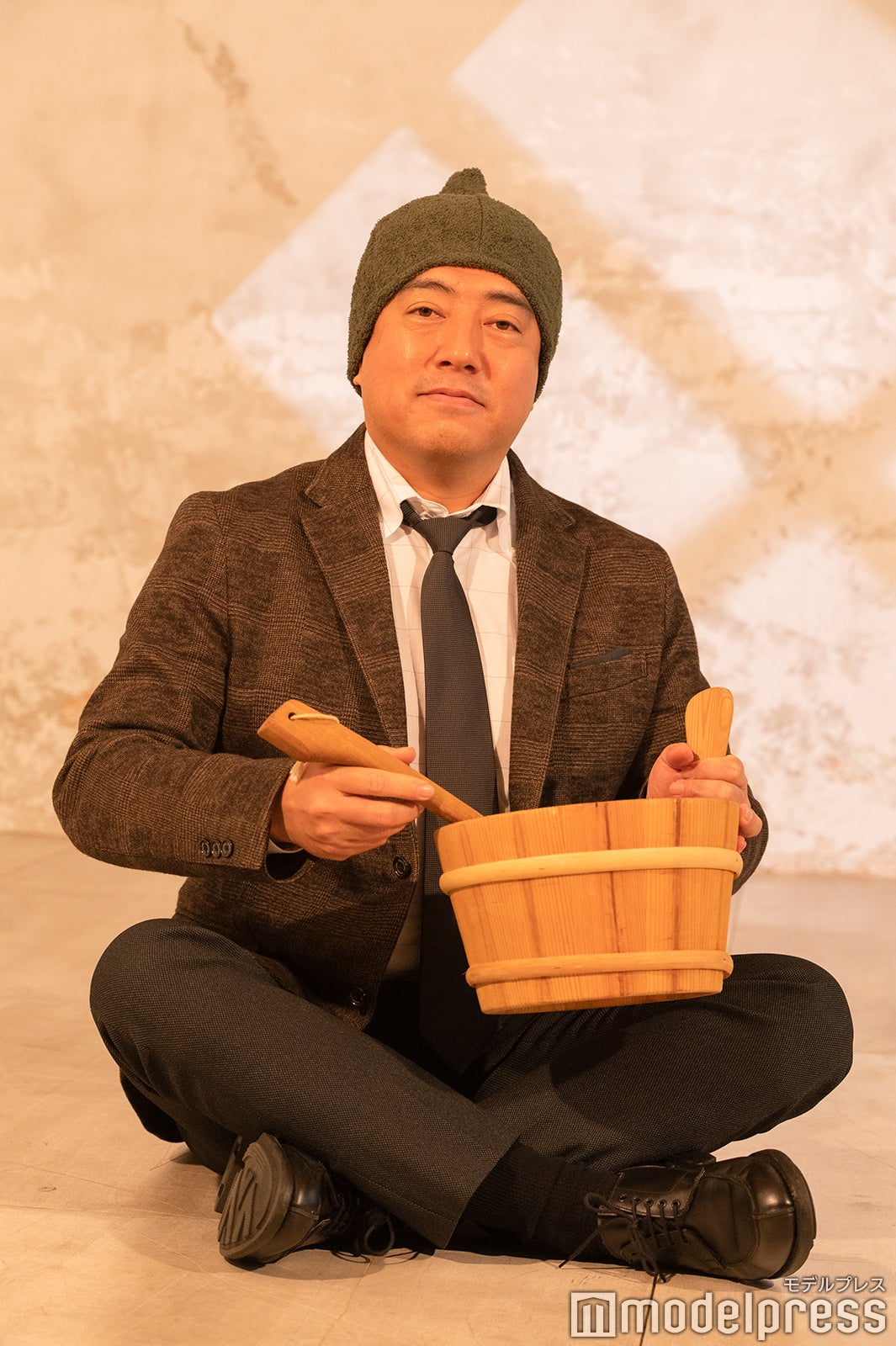 佐野瑞樹アナのマイ桶を撮影でも使用させていただきました （C）モデルプレス