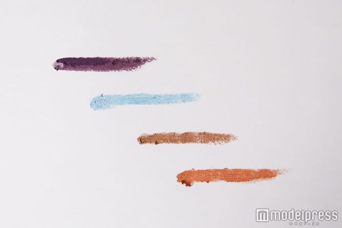 (上から)限定色:8263、限定色:8264、8265、8266(C)モデルプレス