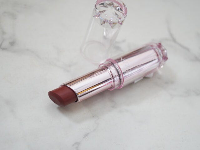 セザンヌ「ラスティンググロスリップN」