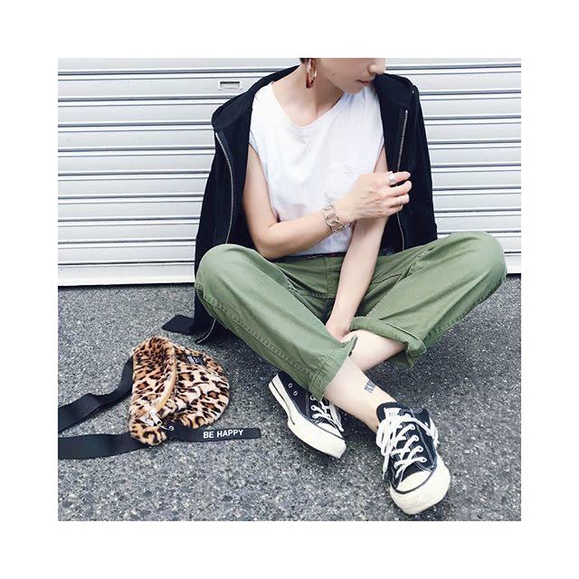 夏コーデにジップアップのパーカーを羽織って 肌寒い時に使える スポーティなアウターコーデ8選 モデルプレス 夏コーデにジップアップのパーカーを羽織って 肌寒い時に使える スポーティなアウターコーデ8選 モデルプレス