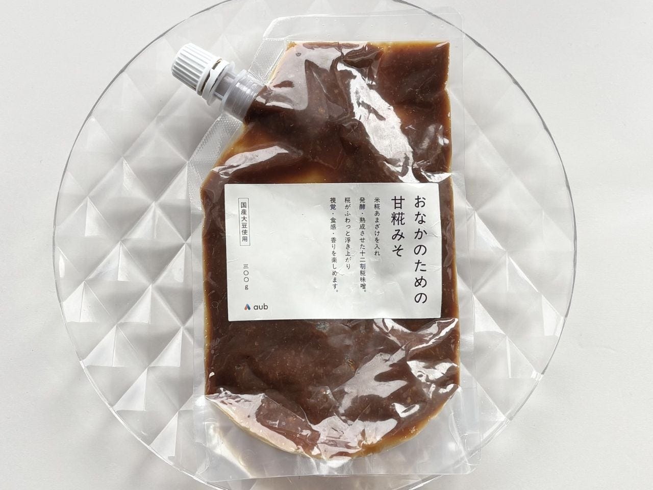 少量取り出しやすいパッケージで、味噌汁以外の料理にも使いやすい