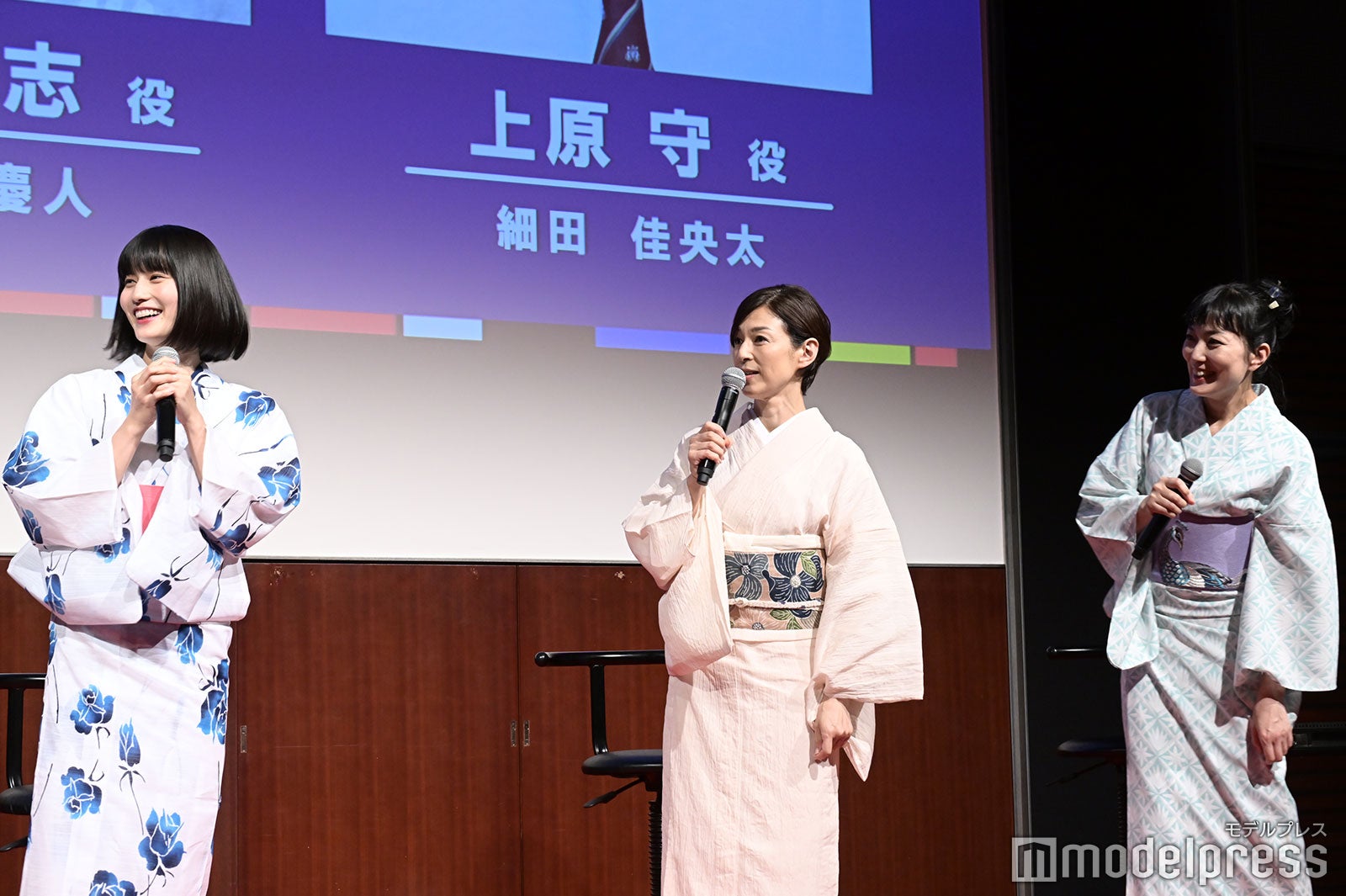 橋本愛、板谷由夏（C）モデルプレス