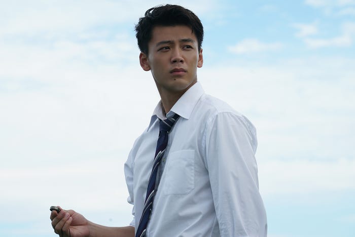 竹内涼真「アキラとあきら」場面写真(C)2022「アキラとあきら」製作委員会