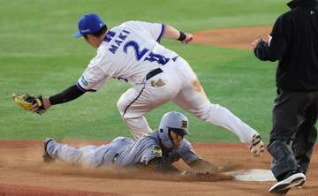 阪神・福島がプロ初盗塁 昨季ファームの盗塁王が3度目の正直で成功