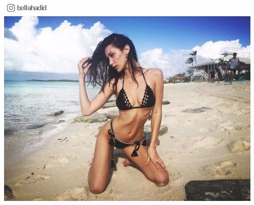 ベラ・ハディッドの完璧ビキニボディに釘付け 豪華美女メンバーとバハマでバカンス