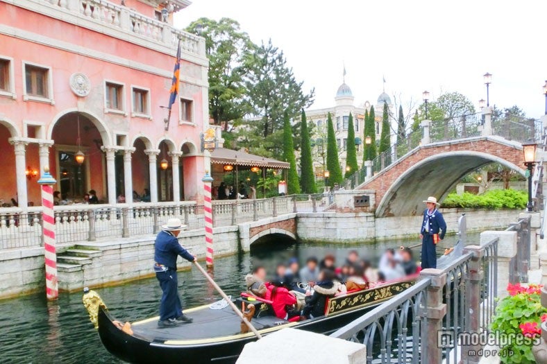 「リストランテ・ディ・カナレット」で、ゴンドラを眺めて優雅に食事（TDS)