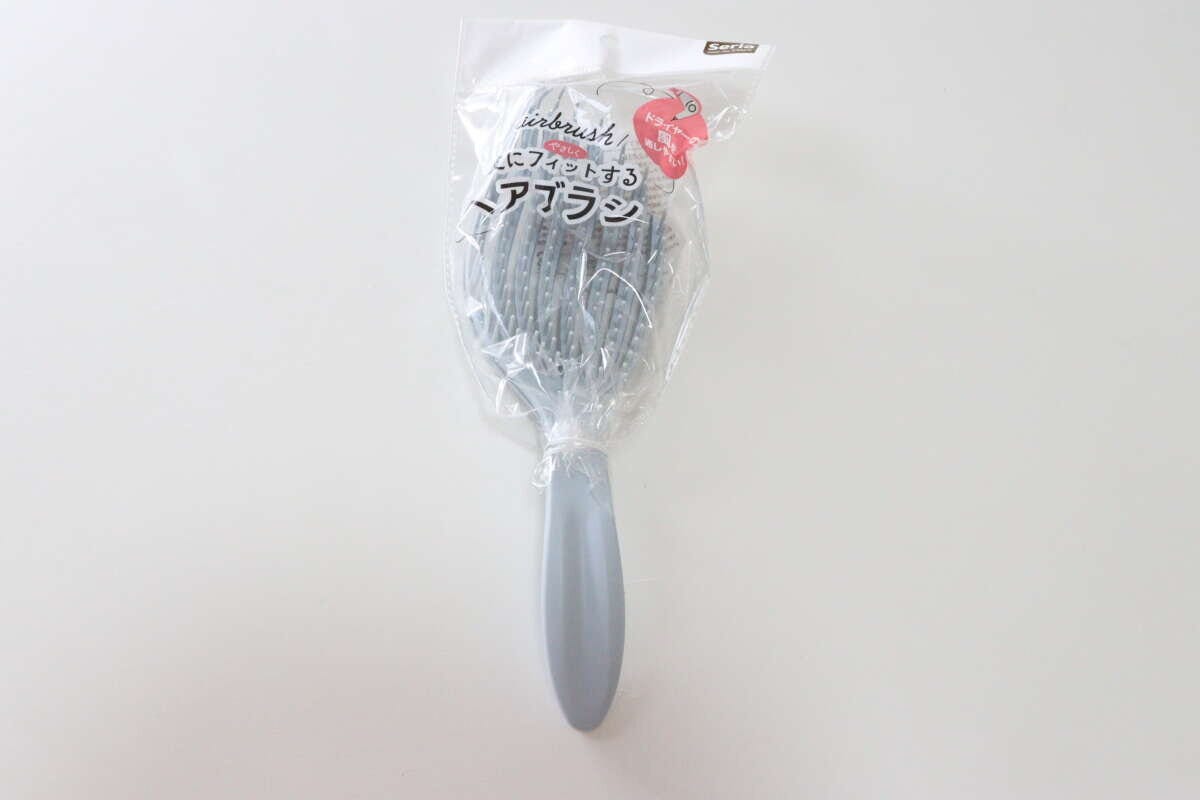 頭皮にフィットするヘアブラシ　パッケージ