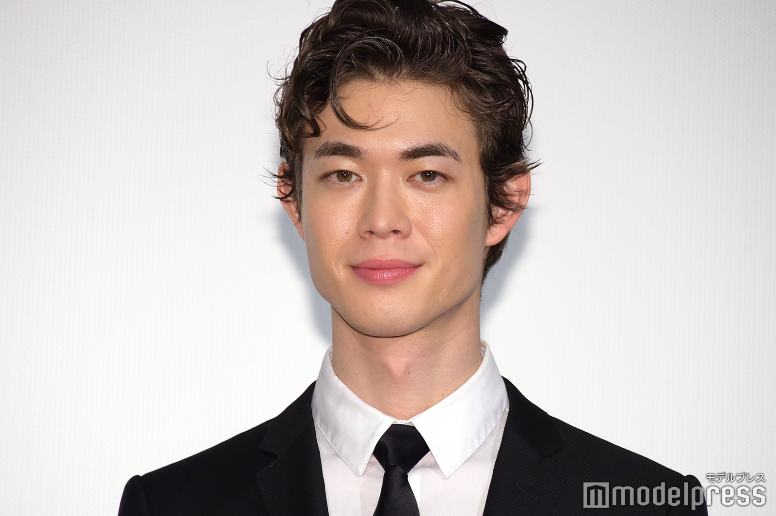 宮沢氷魚「LGBTQ」作品主演で友人から学ぶ「得た経験は大事にしました」＜his＞