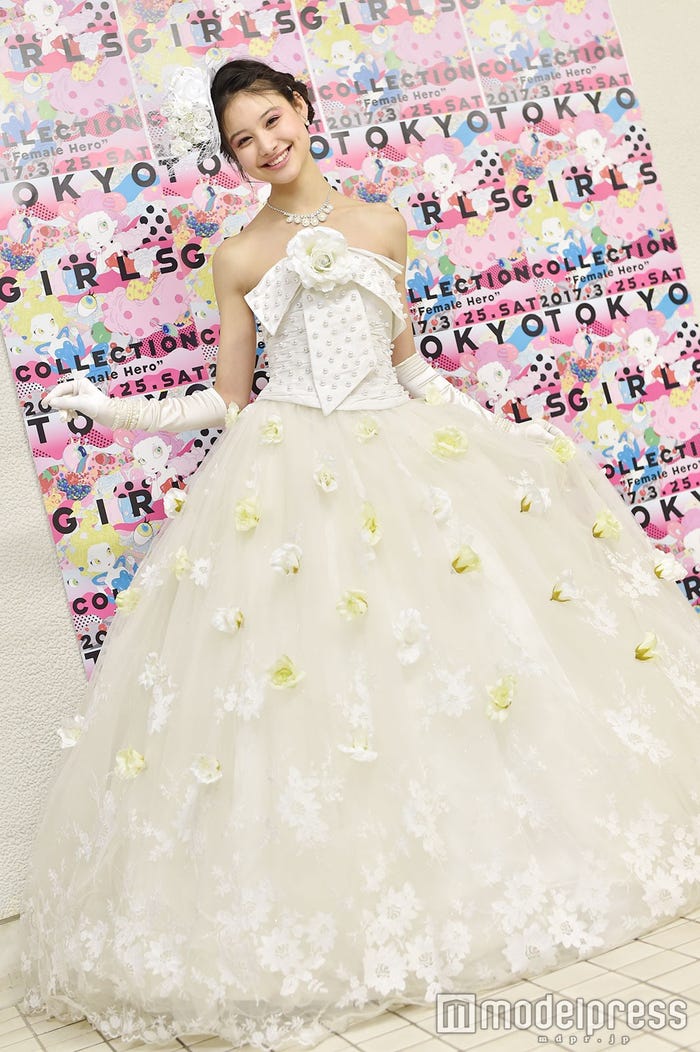 長谷川ニイナ (C)モデルプレス