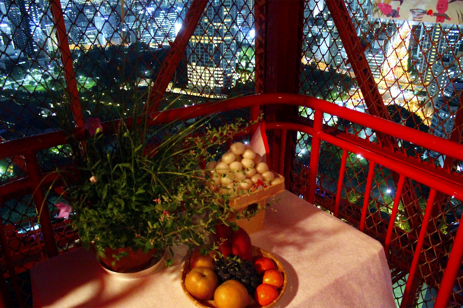 「お月見階段ウォーク」／画像提供：東京タワー