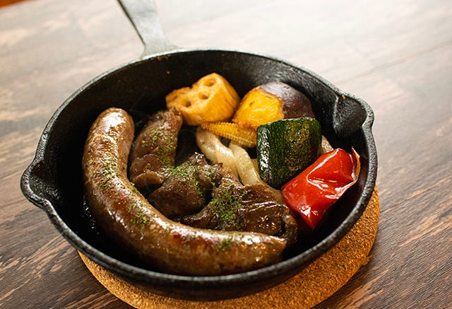 天然記念物を眺めながら食事ができる？和歌山でみつけた「道の駅」