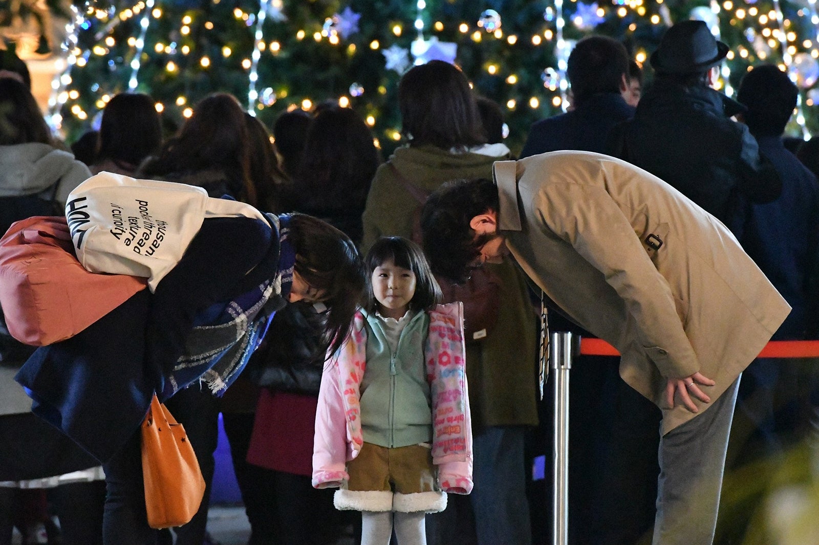 菅野美穂、稲垣来泉、田中直樹／「砂の塔～知りすぎた隣人」第8話より（C）TBS