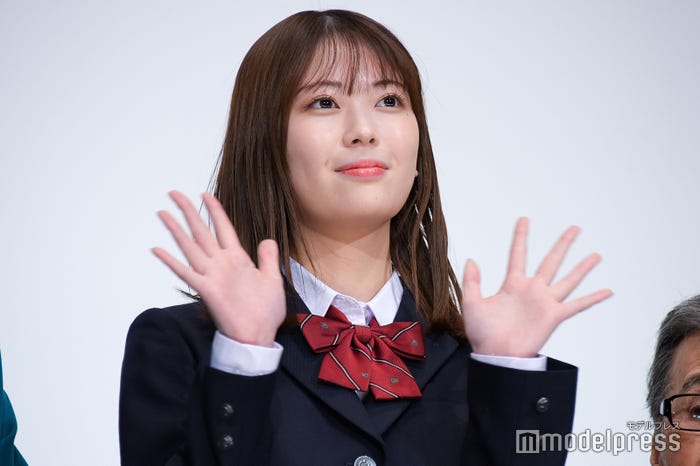 岩本蓮加(C)モデルプレス