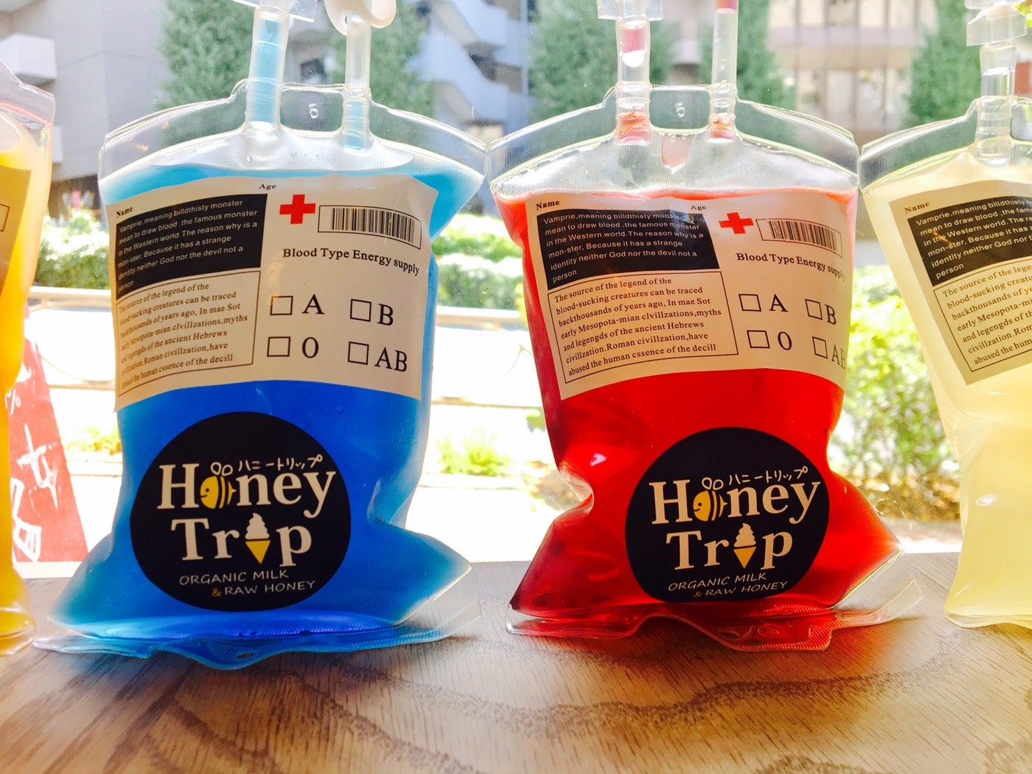 点滴ジュース／画像提供：Honey Trip