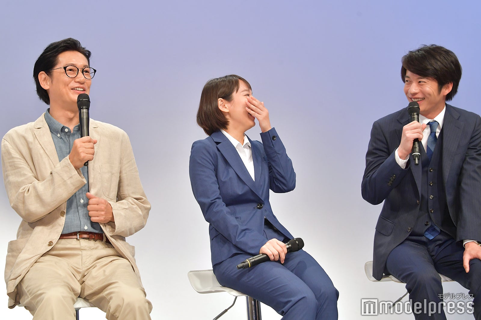 井浦新、吉岡里帆、田中圭 （C）モデルプレス