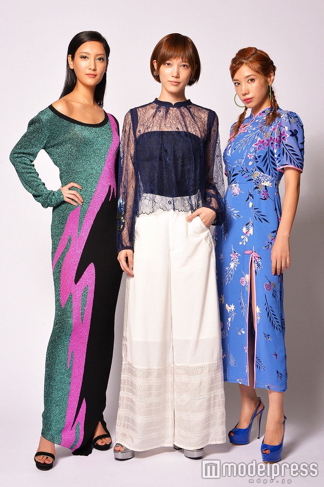 左から：菜々緒、本田翼、仲里依紗 （C）モデルプレス