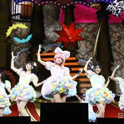 たかみなのきゃりー完コピも！AKB48＆HKT48、ハロウィンに初の合同ライブ＜ライブレポ／セットリスト＞【モデルプレス】