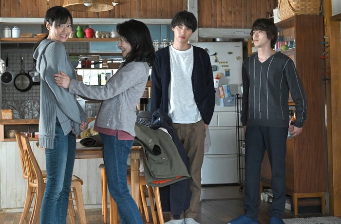 菜々緒、麻生祐未、福士蒼汰、横浜流星/「4分間のマリーゴールド」第8話より(C)TBS