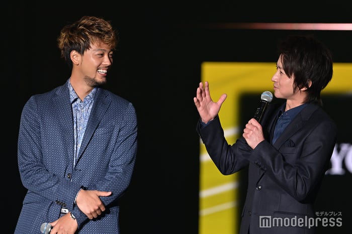 竹内涼真&藤原竜也(C)モデルプレス